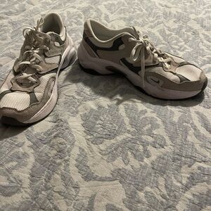 Nike White and Gray Women's Athletic Shoes